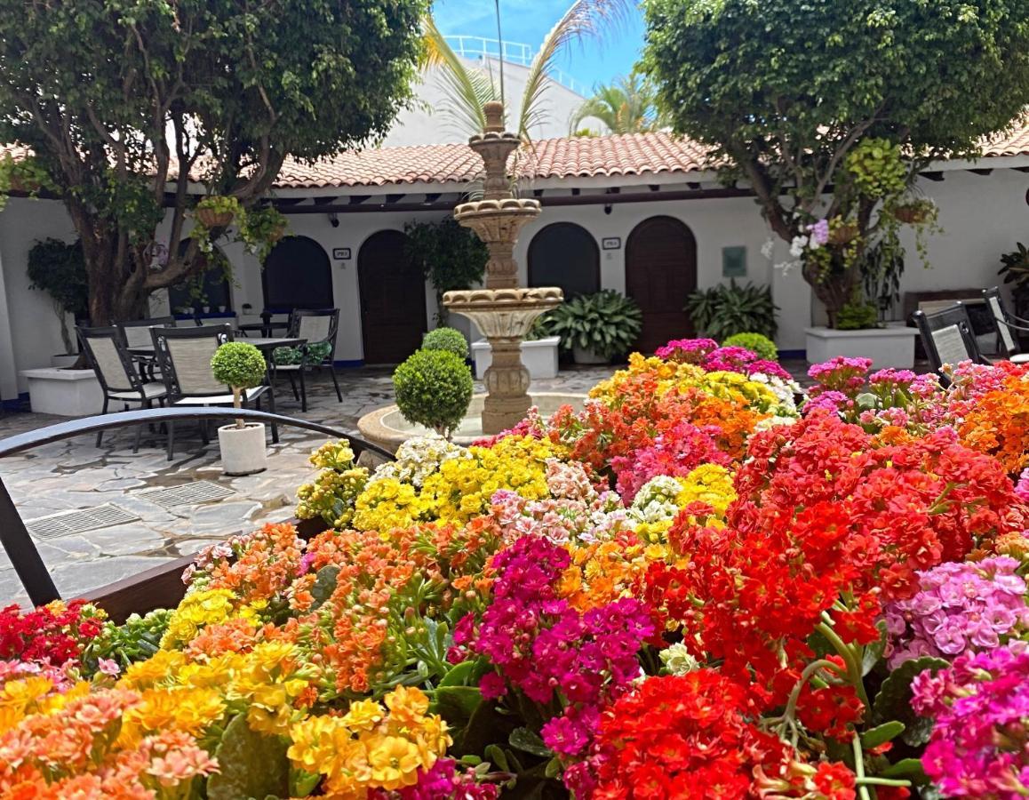 Hotel Suites Mar Elena (Adults Only) Puerto Vallarta Exterior photo